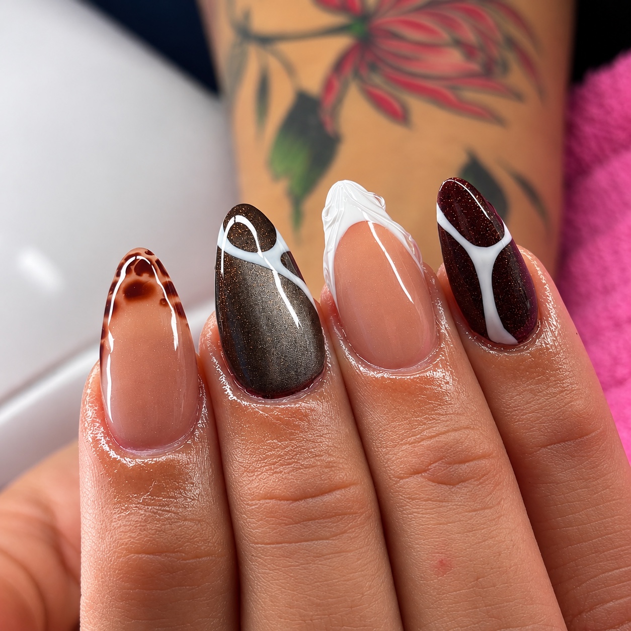 Trabajo real de uñas en Experience Salon PR